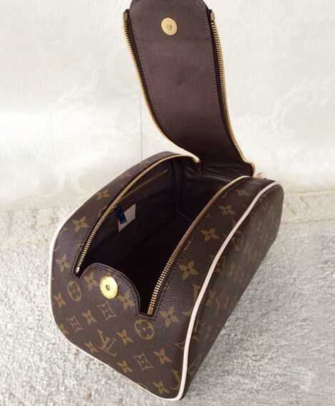 Louis Vuitton Canvas Double Zipper Opening Toiletry Bag M47624 Brown
