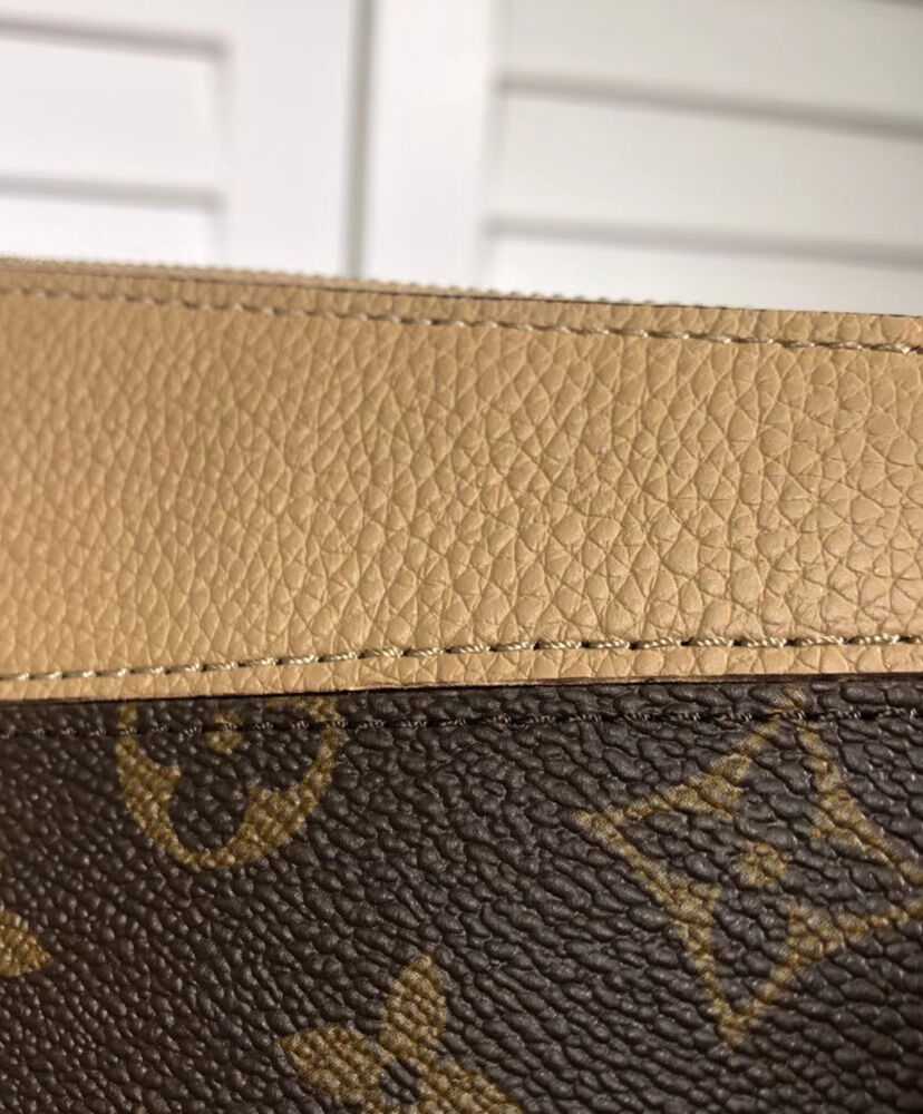 Louis Vuitton Daily Pouch M62048 M64590 M64591 Apricot