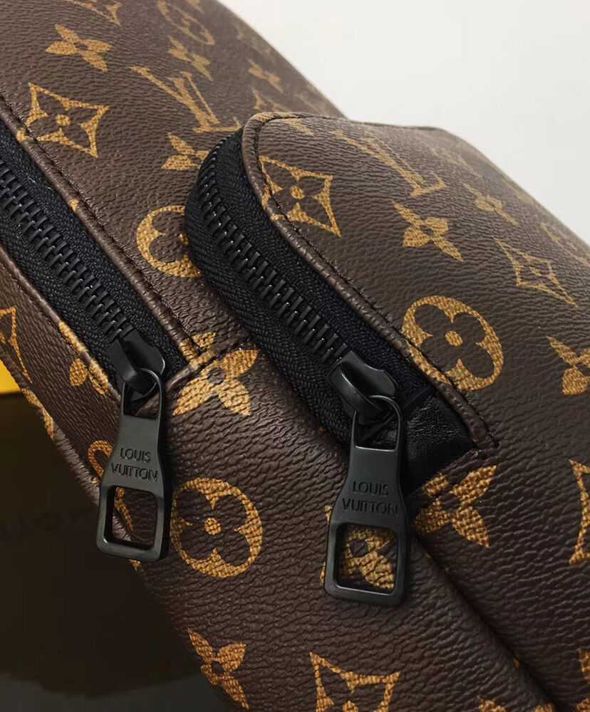 Louis Vuitton Avenue Sling Bag M41729 Brown - Click Image to Close