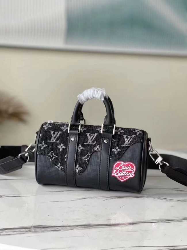 Louis Vuitton Outlet CITY KEEPALL M90689 black