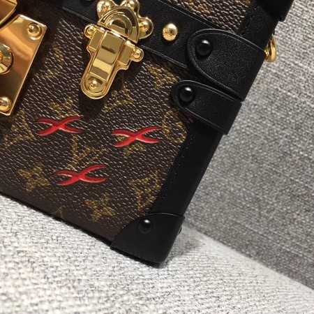 Louis Vuitton Outlet original monogram canvas petite malle M40273