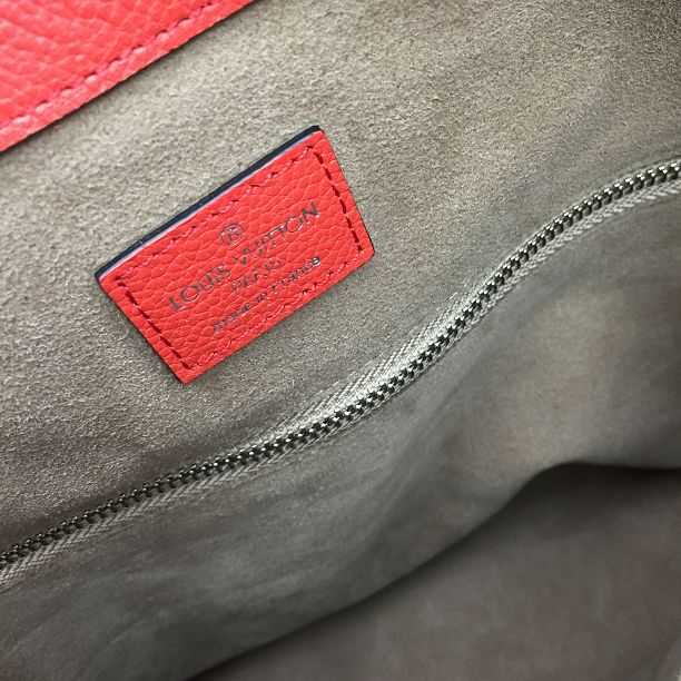 2015 Louis Vuitton Outlet mahina leather babylone pm m50053 red(original leather)